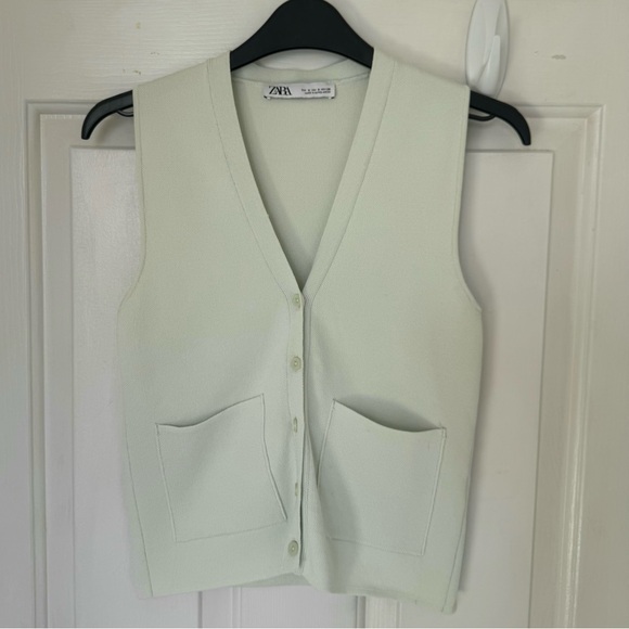Zara Knit Button Up Vest - Picture 3 of 7